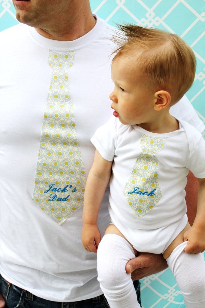 Father's Day Gift, Personalized Set for Daddy and Baby.  Any Tie on Any Size Onesie and T-Shirt.  Sweet Photo Prop. Family Picture.