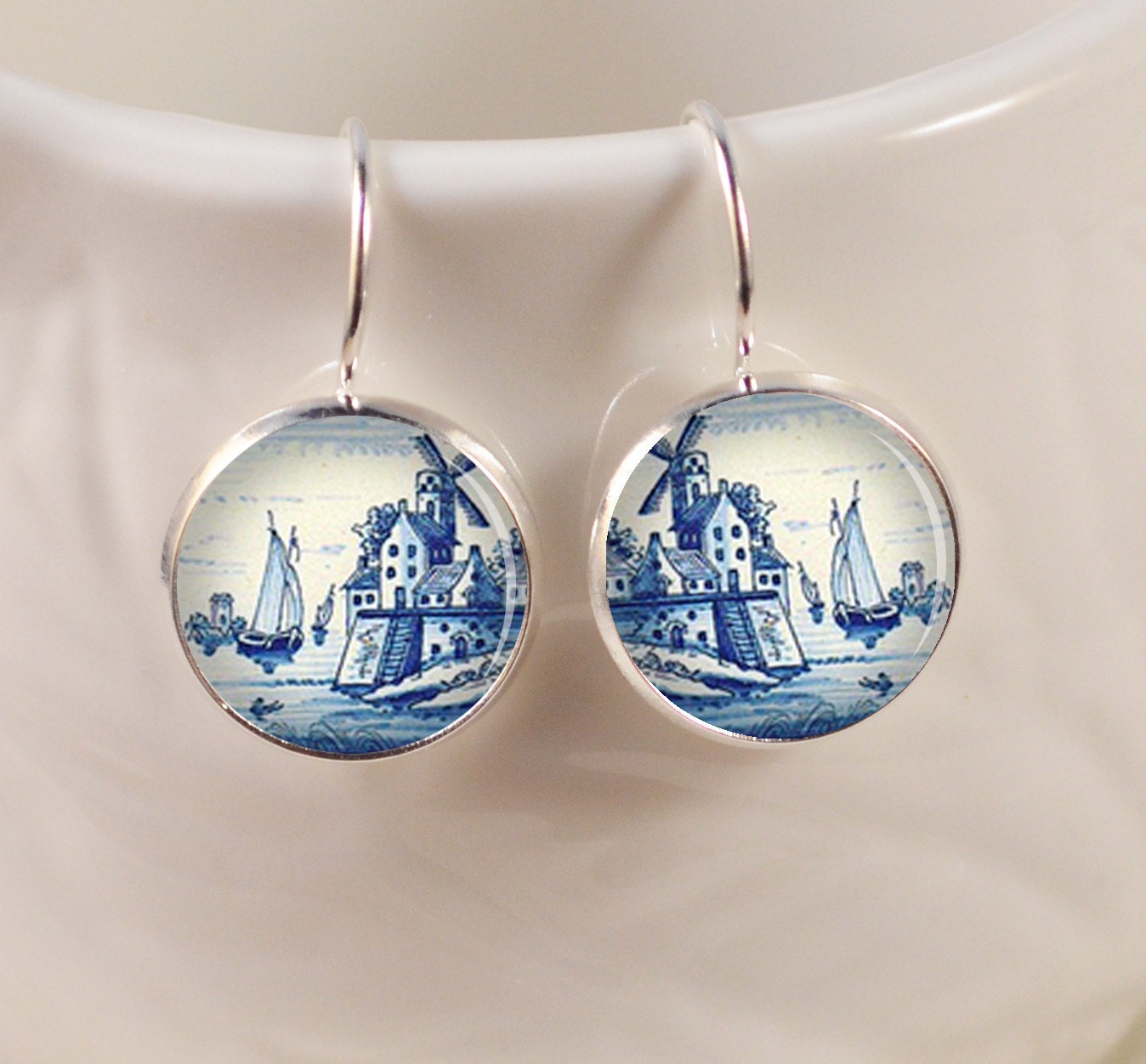 12MM Dutch Delft Resin Earrings, Resin Jewelry, Leverback Earrings C0S