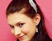 Silver and rhinestone fascinator comb