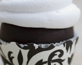Black & Antique White Damask Print Cupcake Wrappers - Standard Cupcake Wraps Set of 15