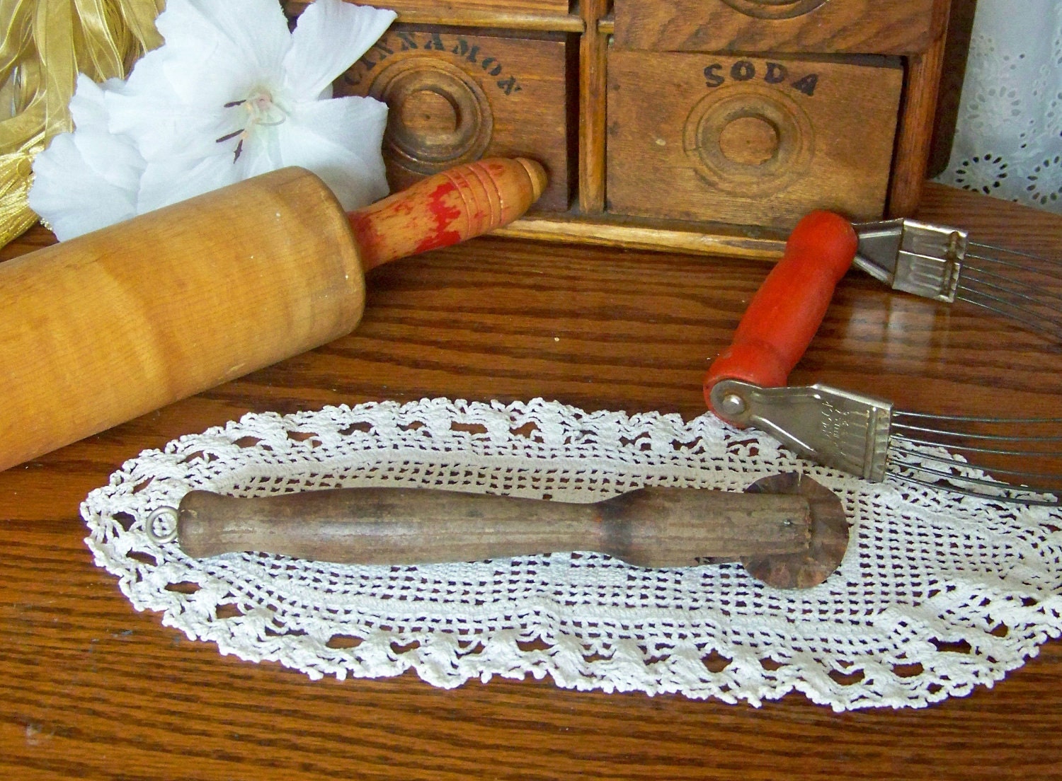 Vintage Pastry Tool Pie Cutter