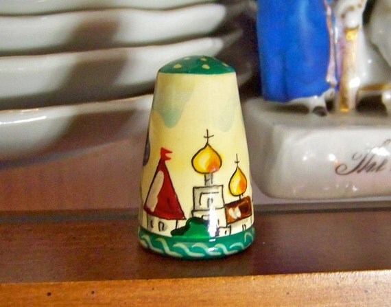 Vintage Thimble Russian