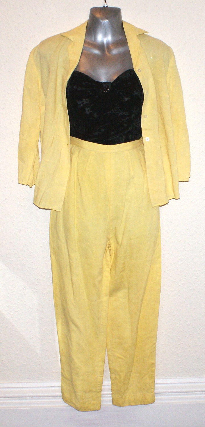 Cool reduced Vintage 1950s Capri Pants and matching Coverall shirt in sunshine yellow XS rockabilly VLV High