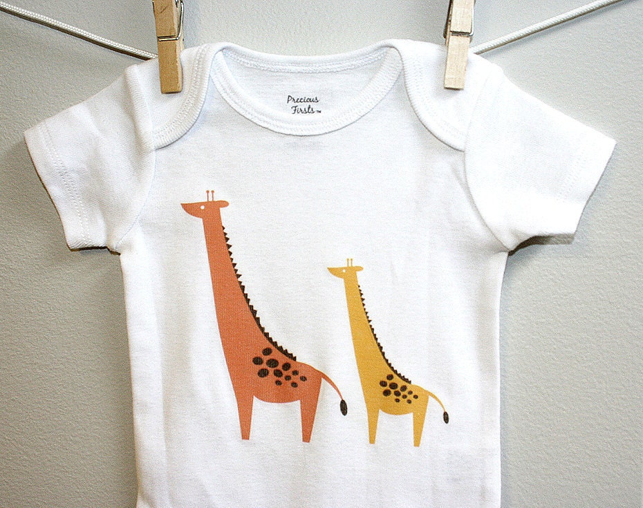 Baby clothes, baby boy or baby girl onesies, giraffe family, cute and adorable. Short or long sleeve. Your choice of size.