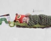 Very Hungry Caterpillar, Baby Cocoon, Book Worm Cocoon, Crochet Cocoon Set, Newborn to 3 months, Photo Prop, READY TO SHIP