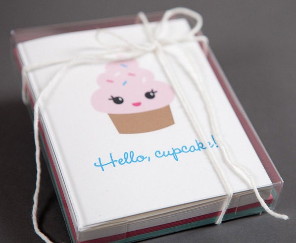 Set of 12 cupcake note cards : blank A2 greeting card gift box