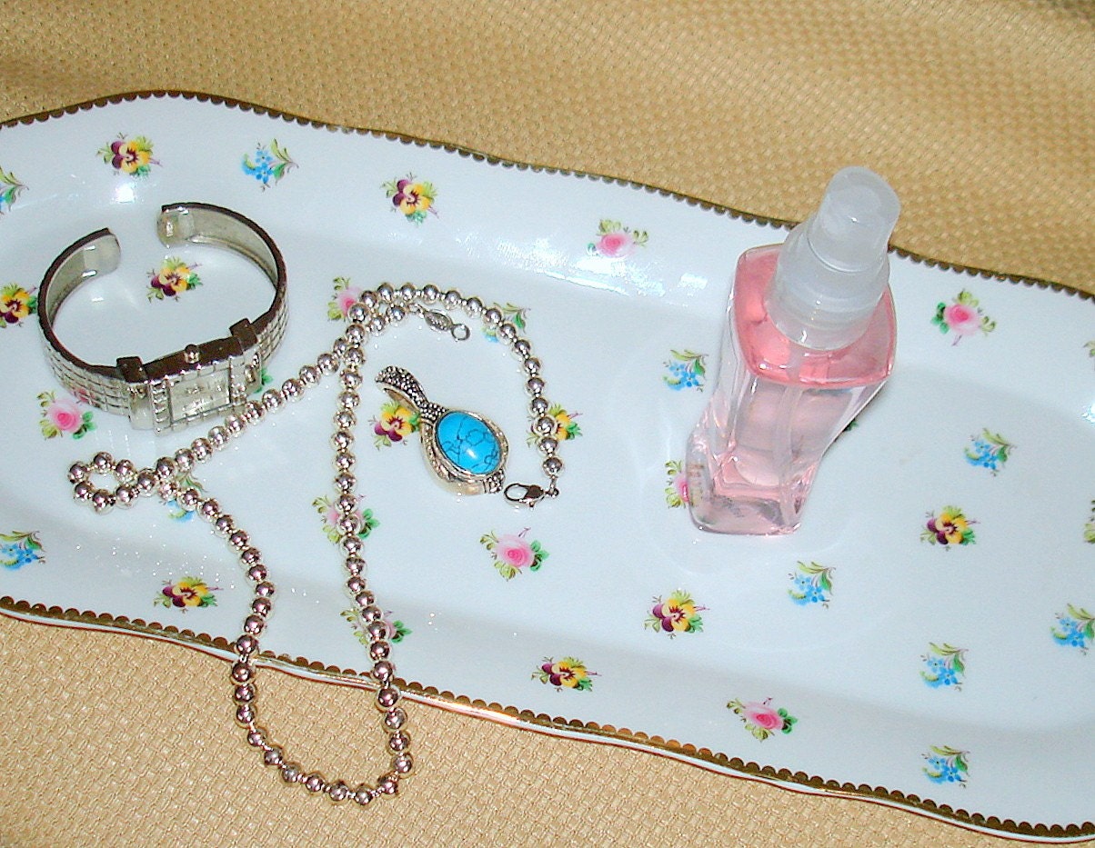 Large Vintage Tray for Serving or Vanity.  Porcelain.  I. Godinger's Rosebud Pattern