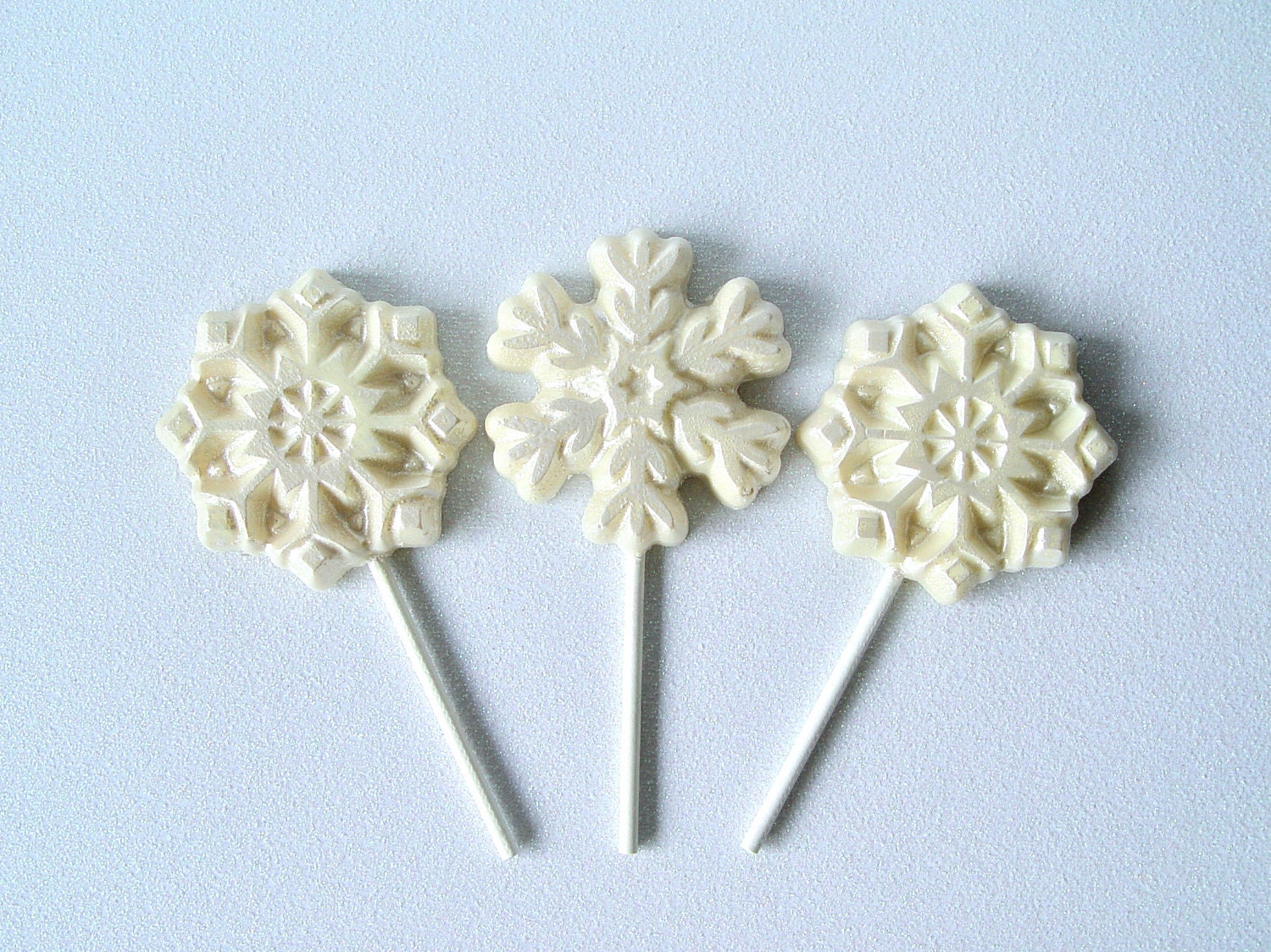 5 Snowflake Chocolate Lollipops: Starlight White Glimmer Il_170x135