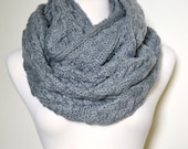 Chunky Knitted Loop Infinity Circle Scarf Cable Pattern Snood Cowl Women's Fashion Accessory