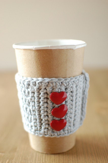 Coffee cozy, Gray with red heart buttons by The Cozy Project