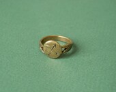 Golden Crossed Arrows signet ring