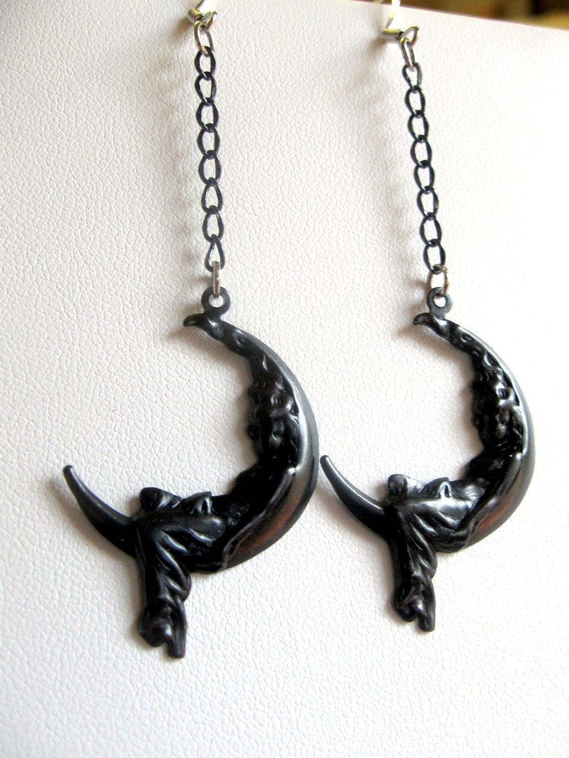 Black Metal Jewelry