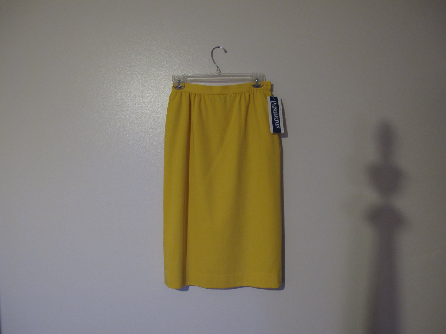 60s Pendleton high waisted yellow secretary pencil skirt pockets XS S 26 6