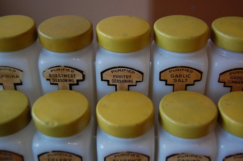 Griffith's Purified Vintage Spice Rack in Mustard Yellow: 10 Set