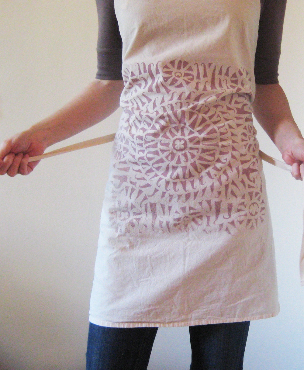 SALE / Hearten Lilac Bib Apron