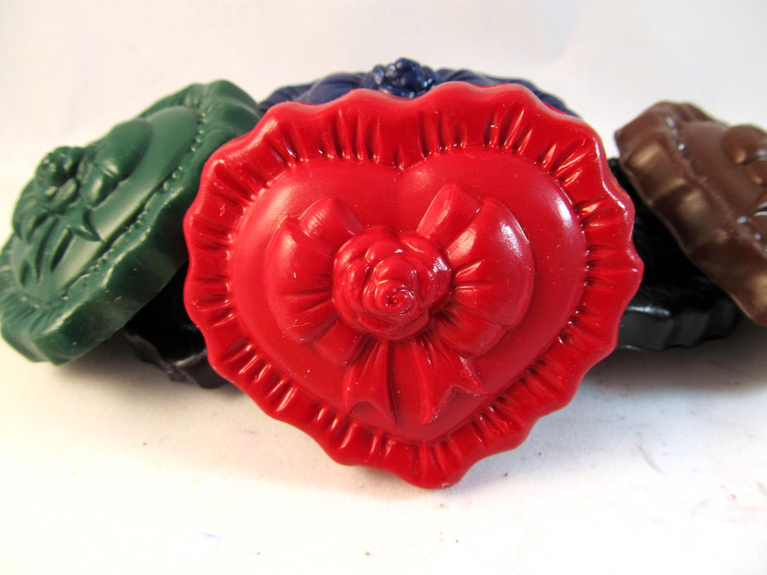 Jumbo Bow & Heart Crayons - Set of 9 - CrayonMavens