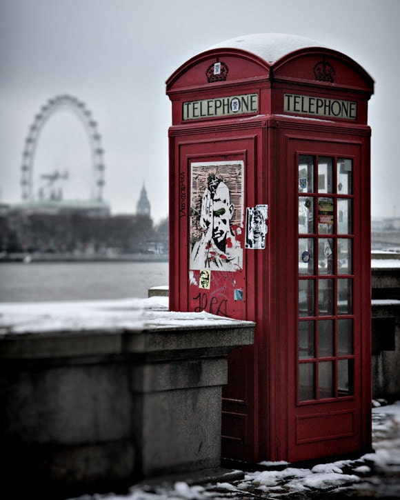 London art - London Street Photography - Graffiti - London Calling - Red Phone Booth - street art