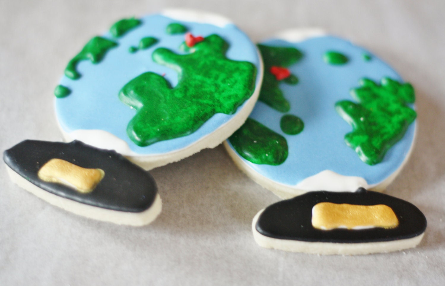 City of Love Map Globe Decorated Sugar Cookies - SugarLaneBakeShop