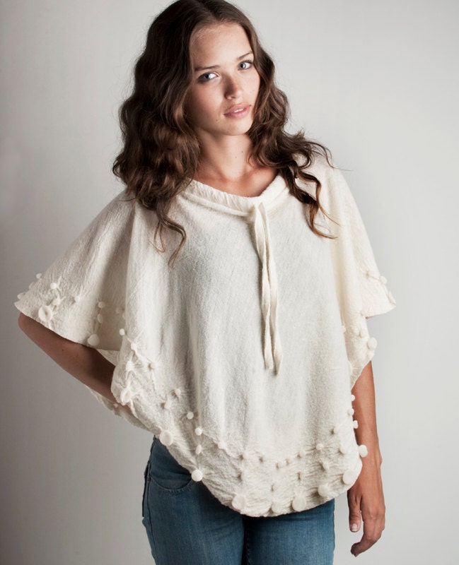 Poncho sweater - Summer Knit Poncho wool felt merino - Textured cape with bubbles volumes by Texturable