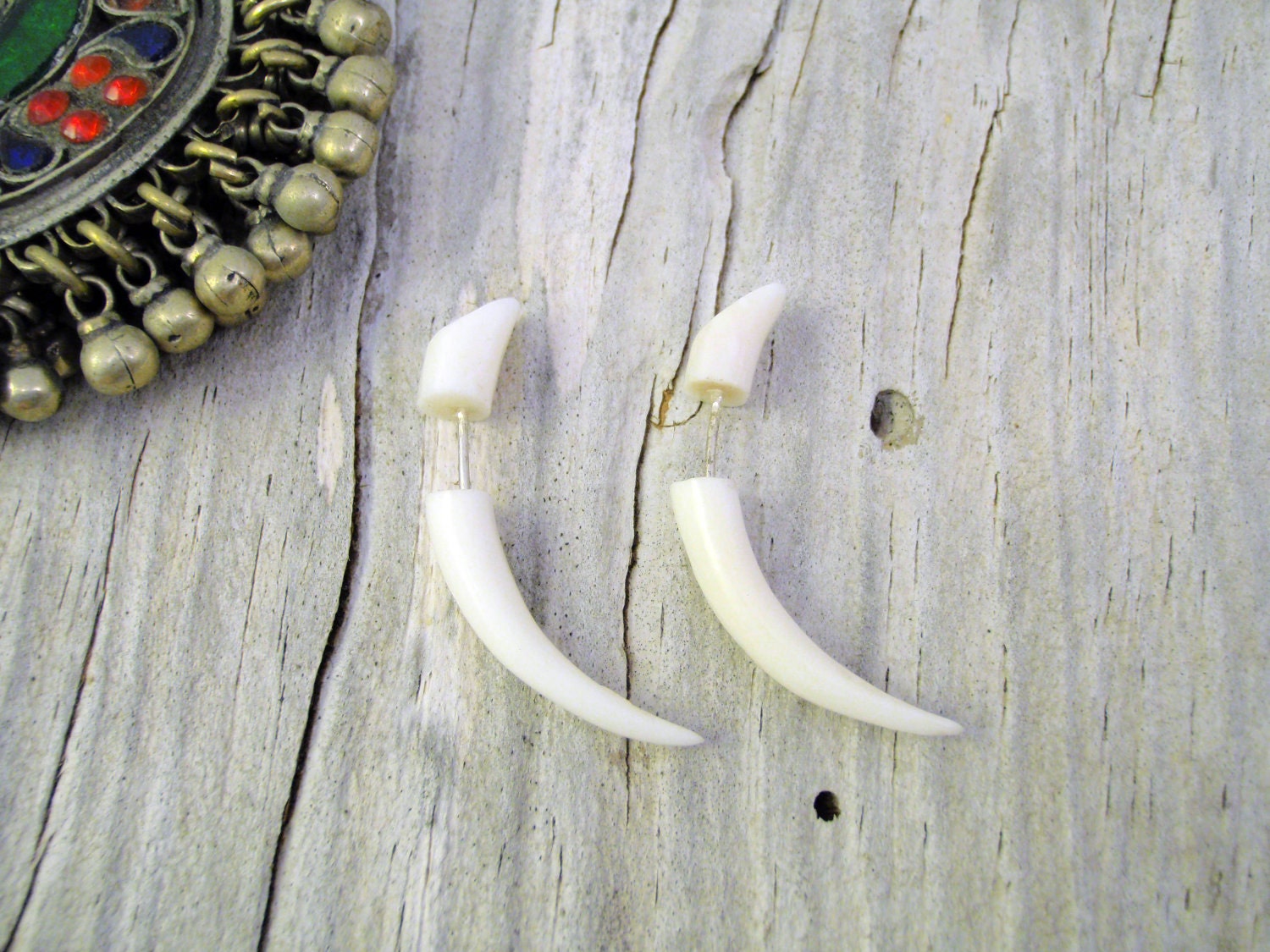 Bone Fake Gauge Earrings Bone Earrings Talon Tribal White Bone Organic - FG032 B