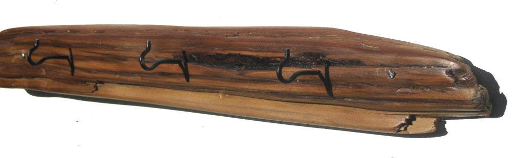 Driftwood Wall Rack // Hat, Key, Scarf & Leash Wall Storage // Reclaimed Wood, Upcycled Hooks // Recycled, Salvaged, Repurposed