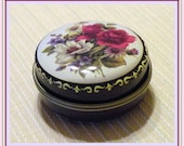 Vintage Candy Tin Compact Pill Box Floral Tin Plastic Snuff Box