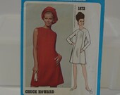 Chuck Howard Sewing Pattern FF uncut A Line Dress long sleeve Vogue 1873 Size 12 Bust 34 Paris Original Fashion Designer Mod Shift Free Ship