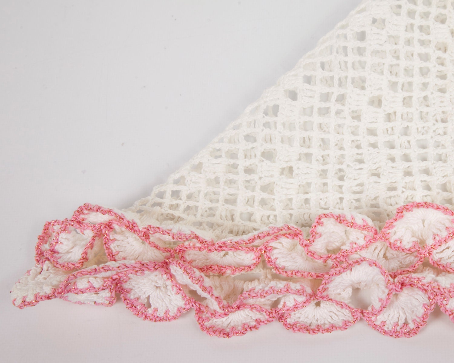Vintage White Crochet Doily Pink Ruffles Standup Ruffle Edge Vanity Dresser Linen