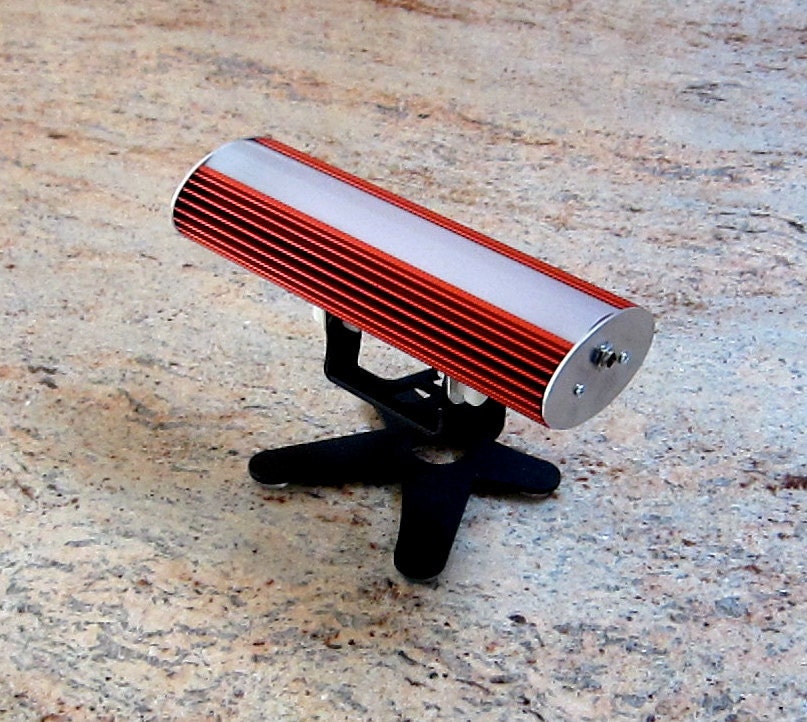 LED Accent Light, Warm White light, 9 watts, Red/silver/black finish, approx 450 lumens
