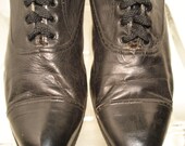 Vintage  1900s Black Pointy Toe Lace Up Boots