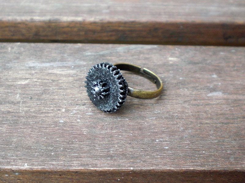 Resin Steampunk Gear Ring adjustable
