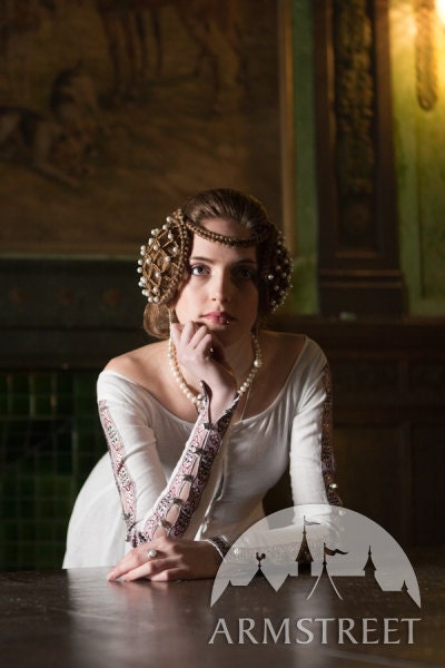 Exclusive Decorated Medieval Chemise "Lady Rowena"