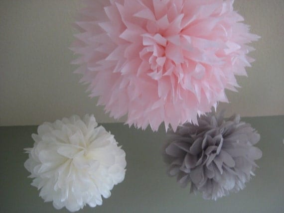 Age of Innocence - 3 Tissue Paper Pom Pom DIY Mobile Eye Coordination Decor Kit - Portland Original Il_570xn