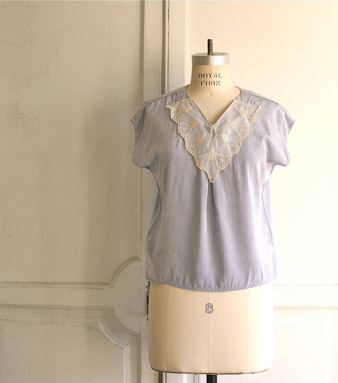 sale . 80s lace blouse romantic prairie top