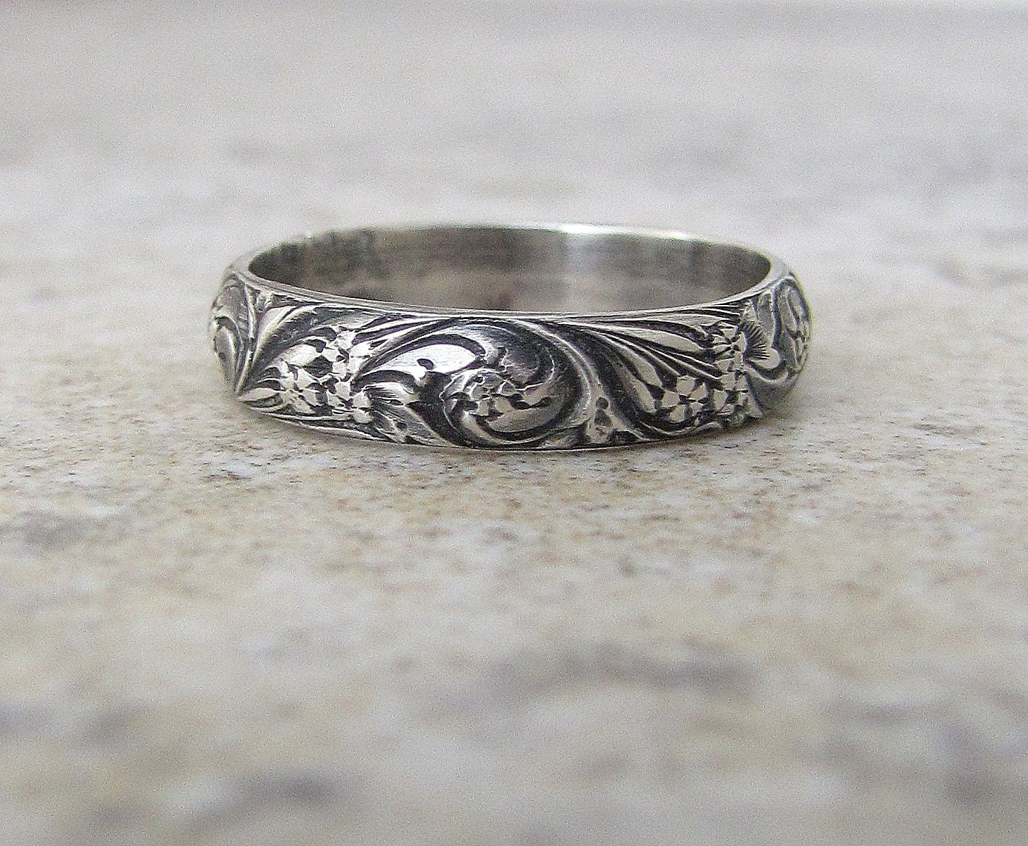 Floral Pattern Ring Silver Band Antiqued Bouquet