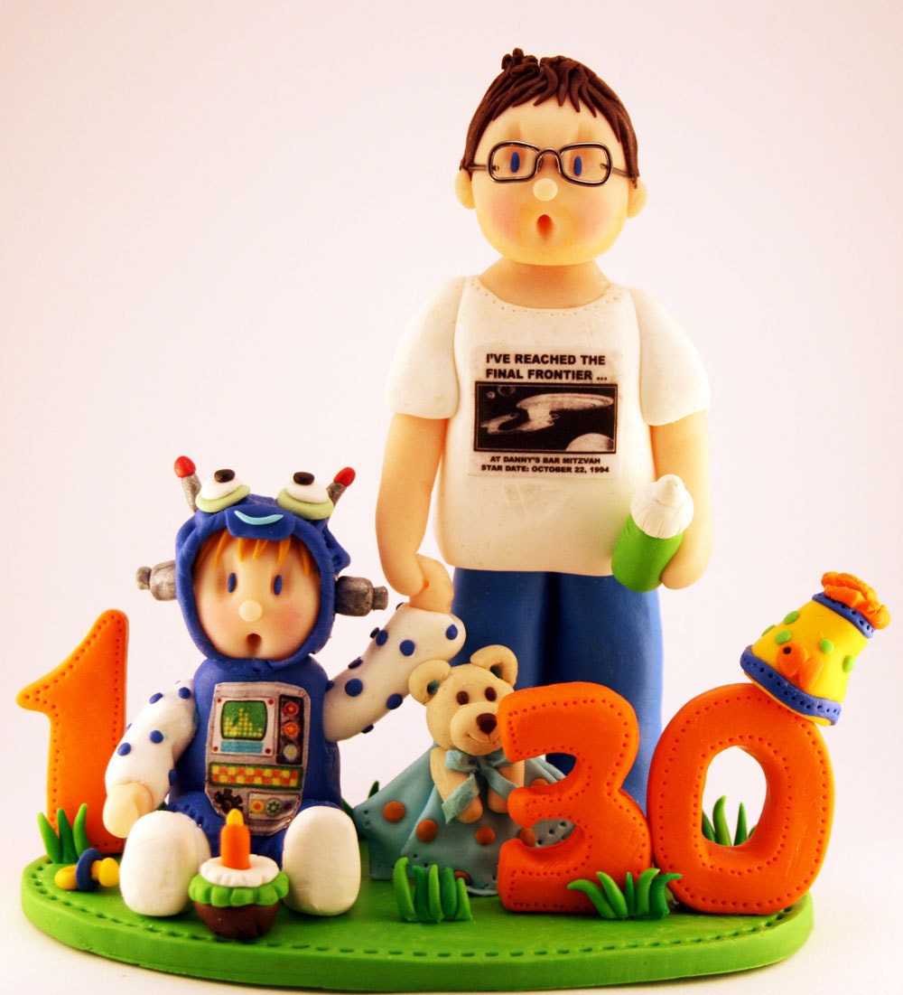 DEPOSIT - Custom Cute Family Topper and Figurine Il_170x135