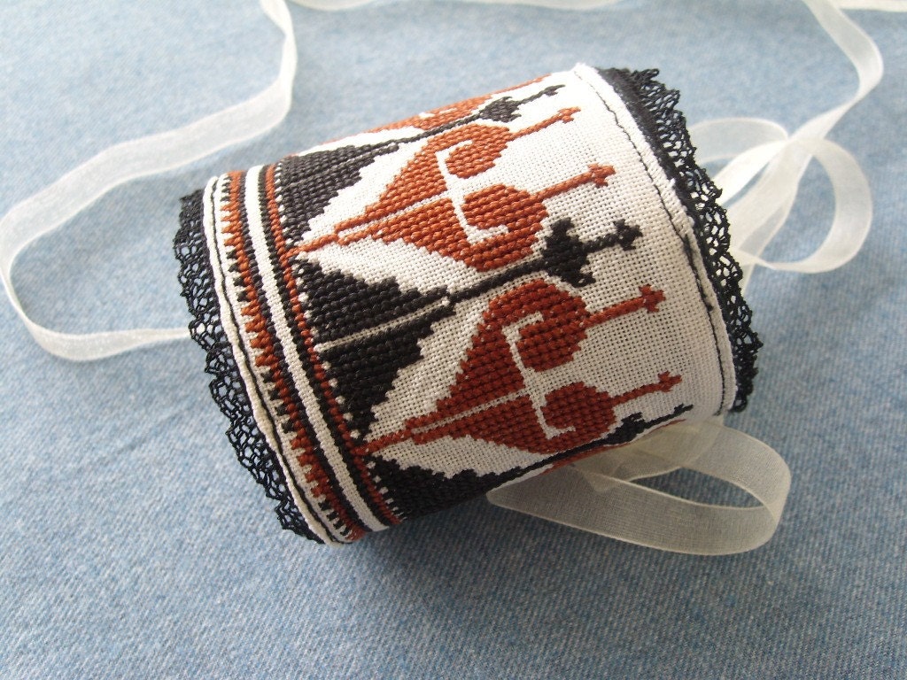Queen Of Hearts Tapestry Cuff with Vintage Embroidery and Lace - Autumn Fall