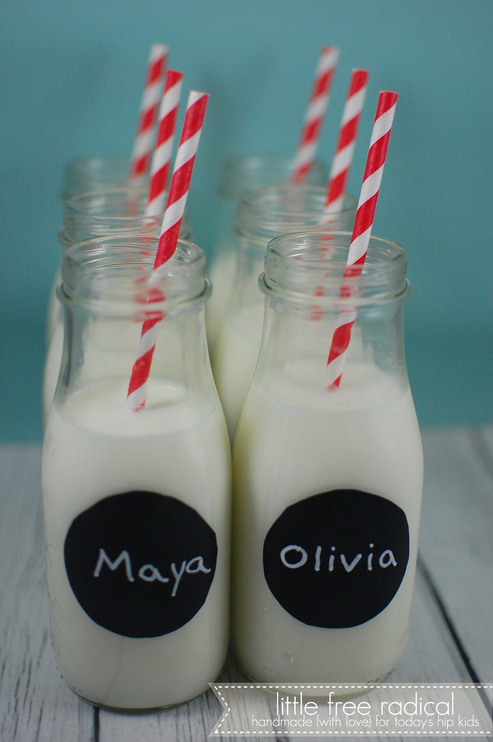 50 Red Striped Biodegradable Paper Straws & Digital Flags  -   Party - Birthday - Baby Shower - Wedding
