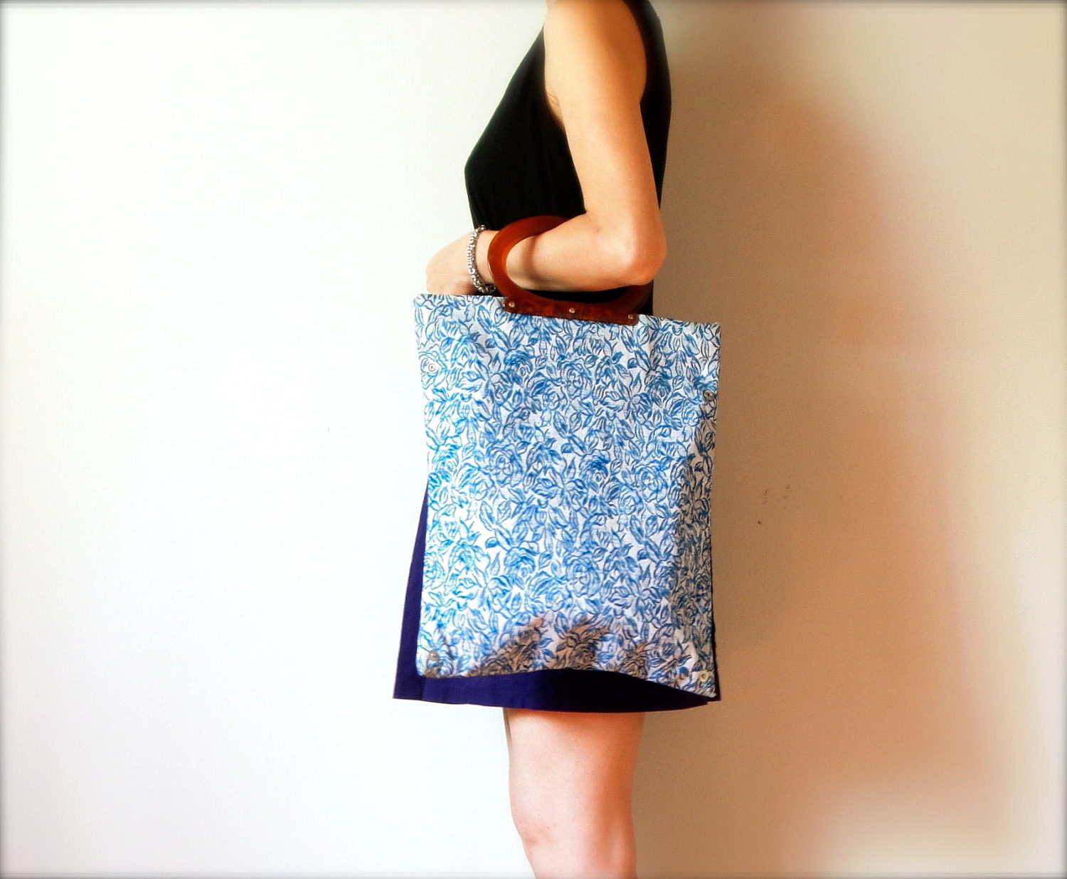 vintage women vegan light baby blue white tapestry floral clutch pouch purse tote bag