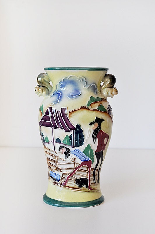 Vintage Vase Hillbillies at the Well