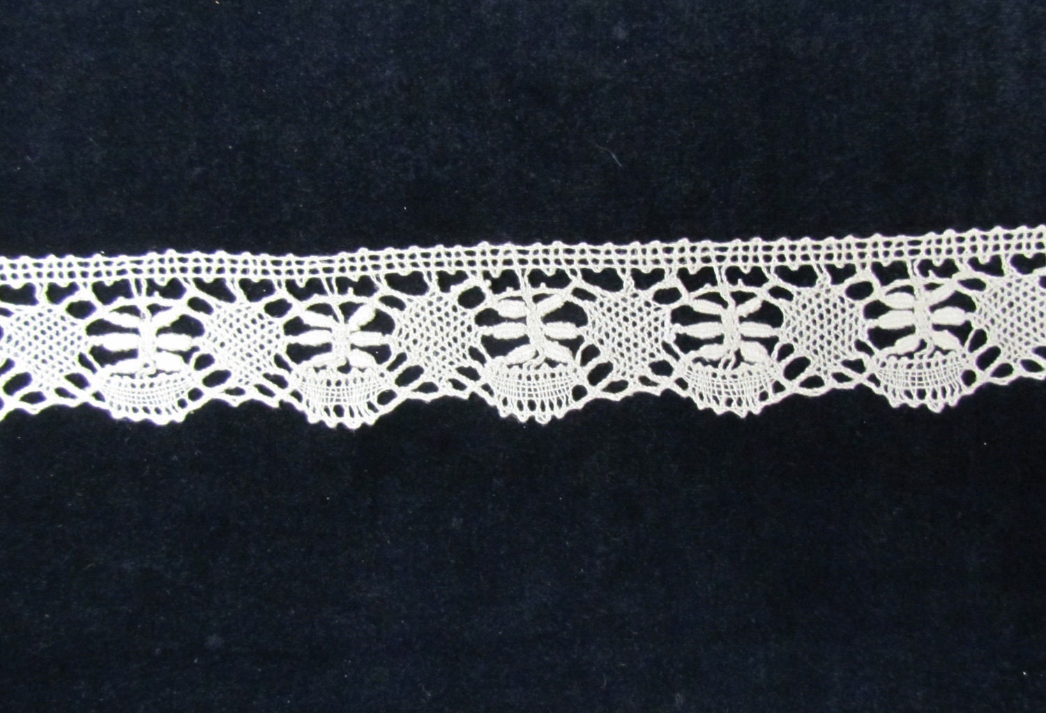 Vintage torchon lace trim - early 1900's off-white lace, 14-plus yards