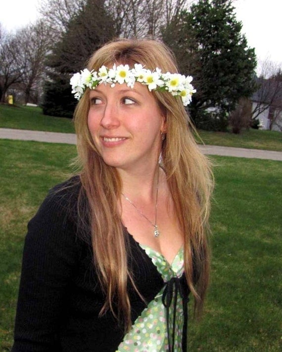 Hippie Daisy Crown Wedding hair Flowers Headwreath bridal flower crown flower girl halo Bride hairwreath bridal accessories, EDC, coachella