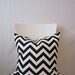 18 inch throw pillow cover, black and white. Zigzag pattern, modern print. For indoor use.