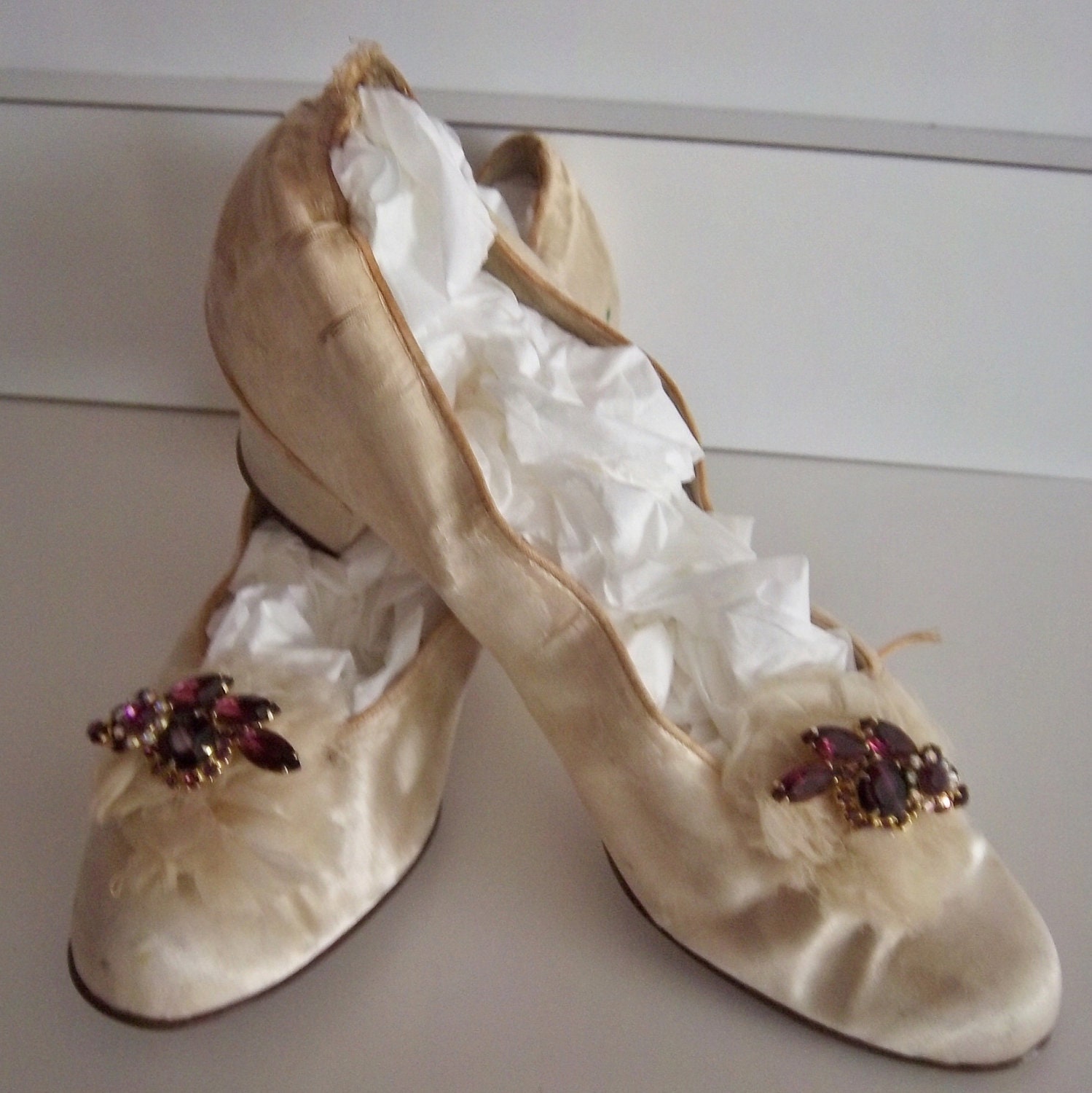 Edwardian Victorian Antique White Silk Wedding Shoes Slippers Heels - KarmaRox