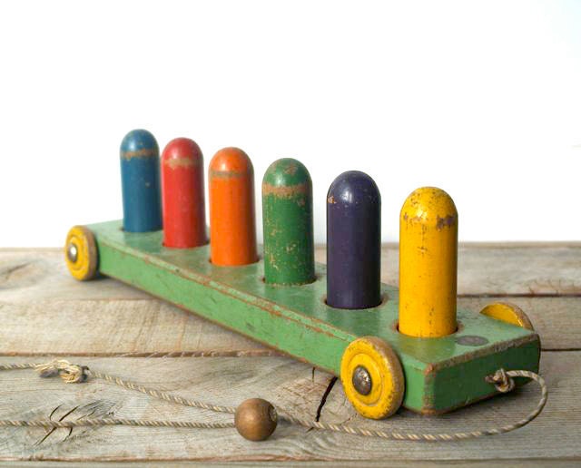 Vintage 1940s Holgate Pull Toy