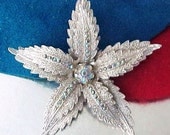 Lovely Signed "ORA" Blue Aurora Borealis Rhinestone Brooch Layered