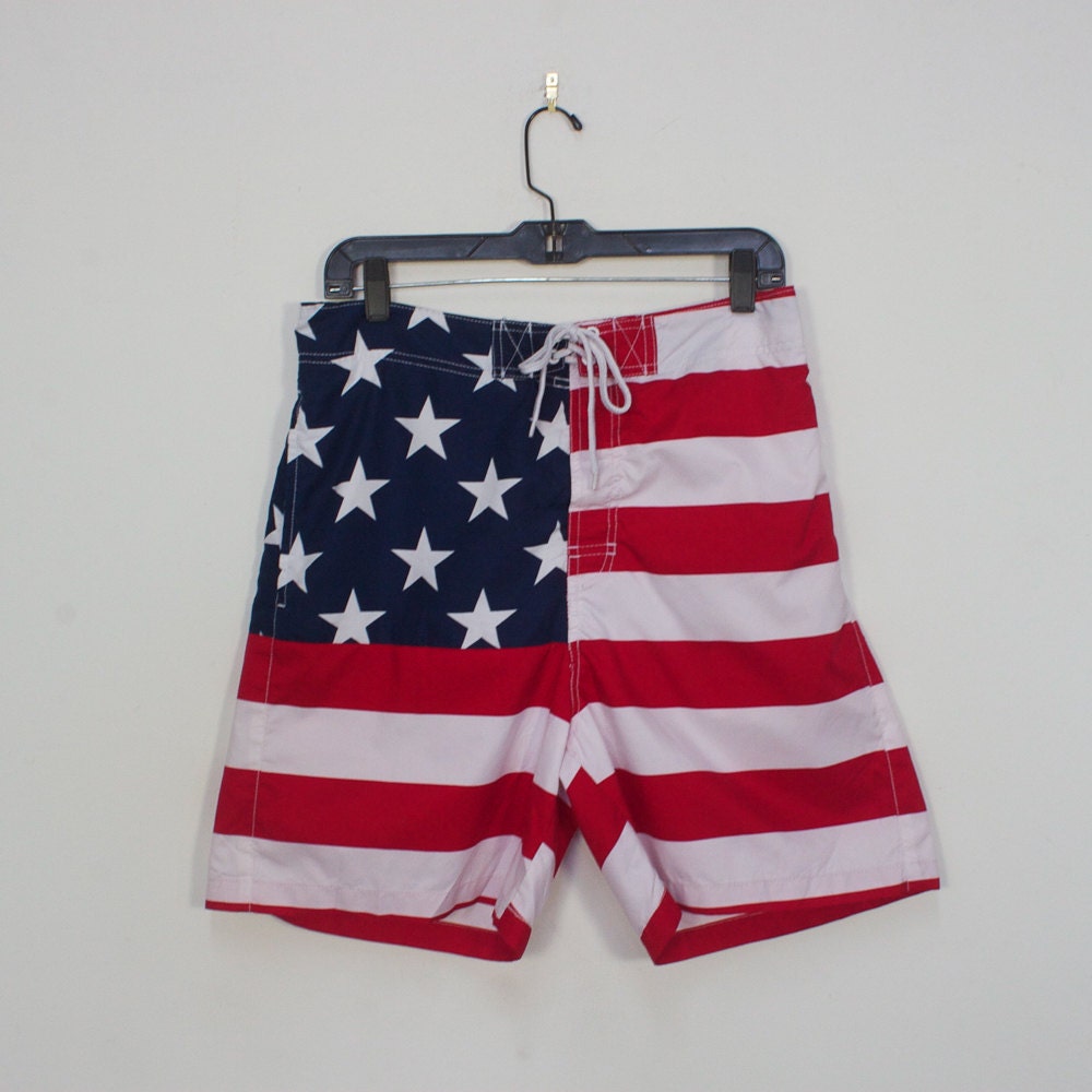 mens vintage American flag print swim trunks / patriotic / usa