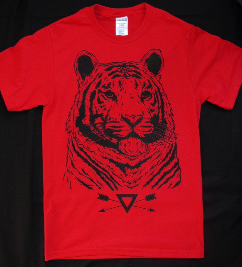 The Hunter - Tiger Tshirt in S, M, L, XL RED