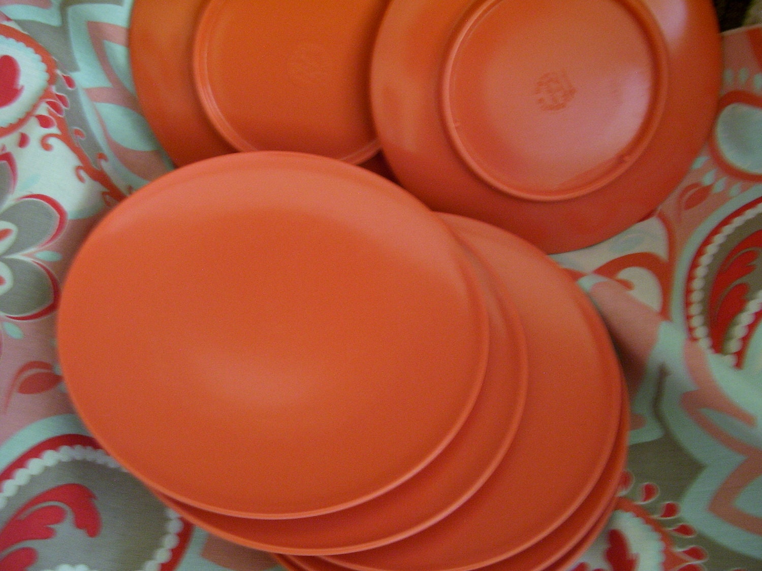 Plates vintage Apollo Ware Melmac set of 7