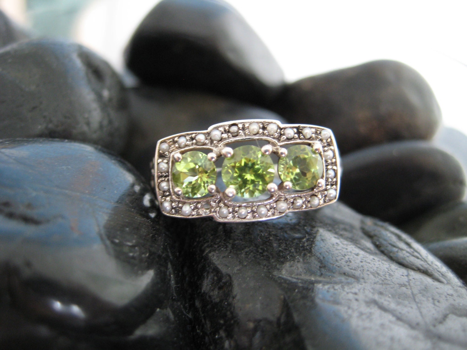 Peridot and Pearl Ring